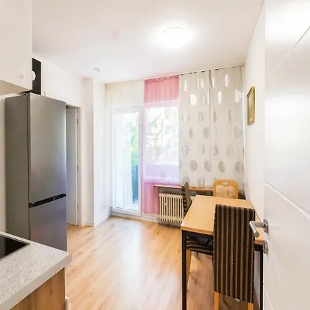 Mit Balkon In